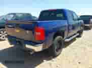 2013 Chevrolet Silverado 1500 LS z VIN 3GCPCREA2DG104325, wystawiony jako IAAI lot #42864946 z przebiegiem 118 355 mil mil oraz . Historia ofert i sprzedaży dostępna na DreamBid. Obrazek 4.