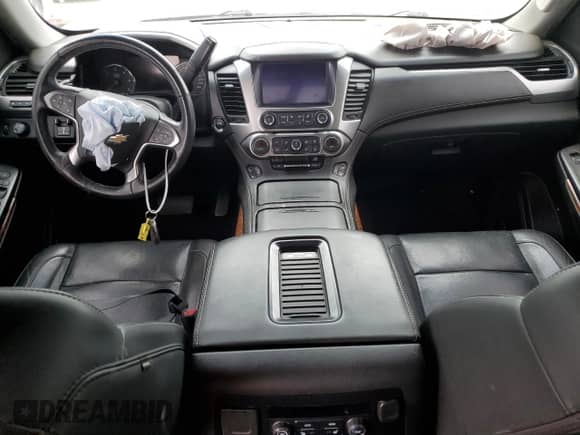 2019 Chevrolet Tahoe Premier with VIN 1GNSCCKJ2KR384795, listed as a Copart auction lot 55111155 with Not provided miles and Salvage title. Bid and sale history available at DreamBid. Image 8.