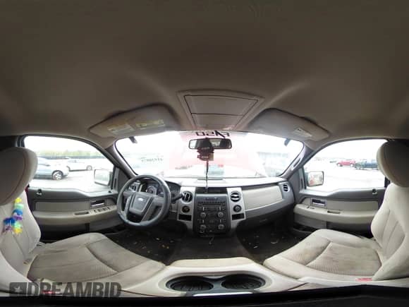 2010 Ford F-150 XL z VIN 1FTEW1E81AFB34071, wystawiony jako IAAI lot #41928875 z przebiegiem 202 665 mil mil oraz . Historia ofert i sprzedaży dostępna na DreamBid. Obrazek 20.