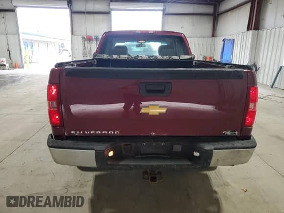 2013 Chevrolet Silverado 1500 Work Truck z VIN 1GCRKPEA4DZ397418, wystawiony jako Copart lot #82654955 z przebiegiem 103 318 mil mil oraz Czysty tytuł • Clean title. Historia ofert i sprzedaży dostępna na DreamBid. Obrazek 6.