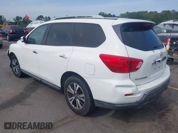 2017 Nissan Pathfinder SV with VIN 5N1DR2MN7HC685340, listed as a IAAI auction lot 42253141 with 166,267 mi miles and . Bid and sale history available at DreamBid. Image 3.