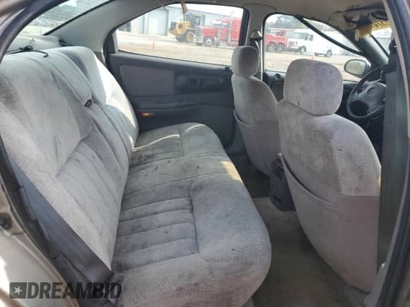 1996 Dodge Intrepid z VIN 2B3HD56F2TH258652, wystawiony jako Copart lot #79218374 z przebiegiem 229 184 mil mil oraz Szkoda całkowita • Salvage title. Historia ofert i sprzedaży dostępna na DreamBid. Obrazek 10.