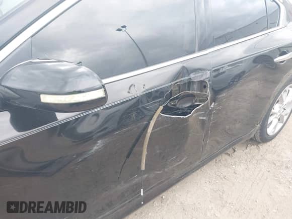 2014 Nissan Maxima S z VIN 1N4AA5AP6EC493379, wystawiony jako IAAI lot #42399965 z przebiegiem 161 147 mil mil oraz . Historia ofert i sprzedaży dostępna na DreamBid. Obrazek 6.