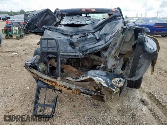 1999 GMC Sierra 1500 SLE с VIN 1GTEC14T5XZ521406, выставлен на аукционе Copart как лот 68481555 с пробегом 250 129 миль миль и Списание • Salvage title. История ставок и продаж доступна на DreamBid. Изображение 6.