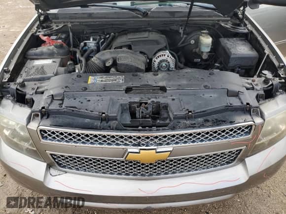 2009 Chevrolet Tahoe LTZ z VIN 1GNFK330X9R172988, wystawiony jako Copart lot #70311995 z przebiegiem 163 502 mil mil oraz Szkoda całkowita • Salvage title. Historia ofert i sprzedaży dostępna na DreamBid. Obrazek 12.