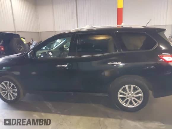 2016 Nissan Pathfinder Platinum with VIN 5N1AR2MM9GC643194, listed as a IAAI auction lot 41345013 with 126,073 mi miles and . Bid and sale history available at DreamBid. Image 14.