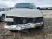 1998 Chevrolet S-10 LS с VIN 1GCCS1941W8166962, выставлен на аукционе Copart как лот 45359325 с пробегом Не указан миль и Списание • Salvage title. История ставок и продаж доступна на DreamBid. Изображение 5.