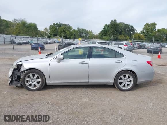 2007 Lexus ES 330 with VIN JTHBJ46G372030382, listed as a IAAI auction lot 43354053 with 129,561 mi miles and . Bid and sale history available at DreamBid. Image 15.
