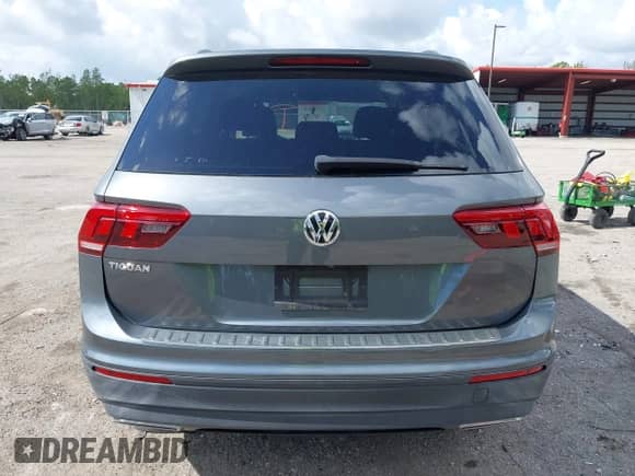 2019 Volkswagen Tiguan S с VIN 3VV1B7AXXKM140285, выставлен на аукционе IAAI как лот 42477921 с пробегом 64 635 миль миль и . История ставок и продаж доступна на DreamBid. Изображение 17.