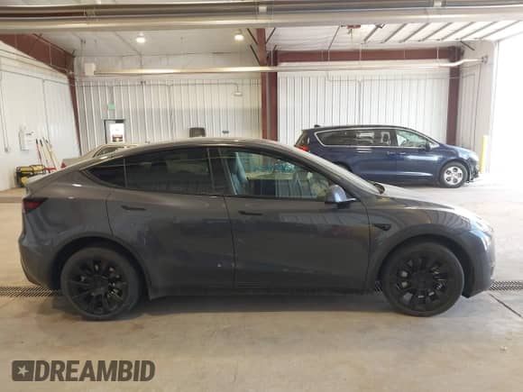2023 Tesla Model Y Long Range с VIN 7SAYGDEE5PA203388, выставлен на аукционе IAAI как лот 42612438 с пробегом 38 548 миль миль и . История ставок и продаж доступна на DreamBid. Изображение 12.
