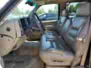 1999 Chevrolet Suburban с VIN 3GNGK26J4XG221019, выставлен на аукционе Copart как лот 59517325 с пробегом 112 023 миль миль и Чистый • Clean title. История ставок и продаж доступна на DreamBid. Изображение 7.