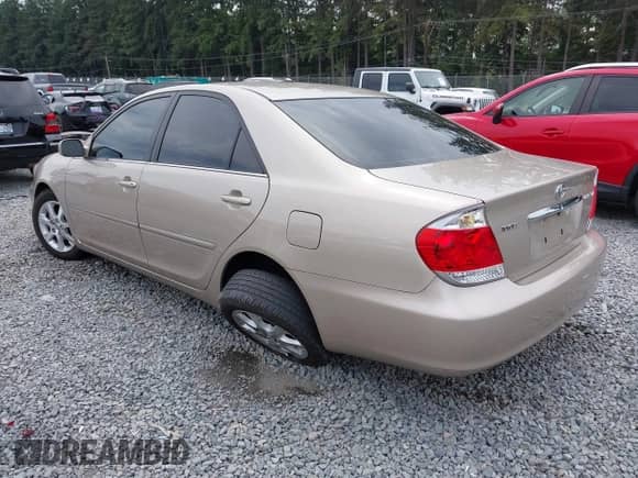 2006 Toyota Camry STD with VIN 4T1BE30K96U151672, listed as a IAAI auction lot 42912051 with 187,434 mi miles and . Bid and sale history available at DreamBid. Image 3.