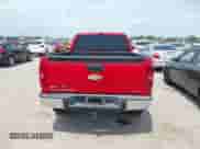 2011 Chevrolet Silverado 1500 LT z VIN 1GCRCSEA6BZ180465, wystawiony jako IAAI lot #42301380 z przebiegiem 80 825 mil mil oraz . Historia ofert i sprzedaży dostępna na DreamBid. Obrazek 16.