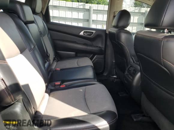 2019 Nissan Pathfinder S z VIN 5N1DR2MN4KC637382, wystawiony jako Copart lot #84215955 z przebiegiem 165 873 mil mil oraz Szkoda całkowita • Salvage title. Historia ofert i sprzedaży dostępna na DreamBid. Obrazek 11.