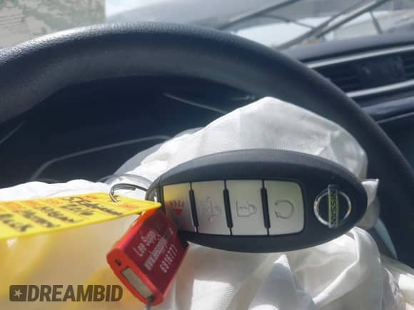 2016 Nissan Murano S with VIN 5N1AZ2MG7GN105916, listed as a IAAI auction lot 42748556 with 163,631 mi miles and . Bid and sale history available at DreamBid. Image 11.