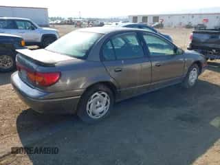 2000 Saturn SL с VIN 1G8ZK5271YZ217566, выставлен на аукционе IAAI как лот 42569849 с пробегом 130 250 миль миль и . История ставок и продаж доступна на DreamBid. Изображение 4.