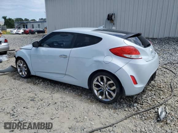 2015 Hyundai Veloster RE:FLEX with VIN KMHTC6AD2FU221167, listed as a Copart auction lot 55792935 with 93,541 mi miles and Salvage title. Bid and sale history available at DreamBid. Image 2.