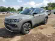 2022 Jeep Compass Limited с VIN 3C4NJDCB9NT102222, выставлен на аукционе Copart как лот 70653955 с пробегом 28 241 миль миль и Списание • Salvage title. История ставок и продаж доступна на DreamBid. Изображение 1.