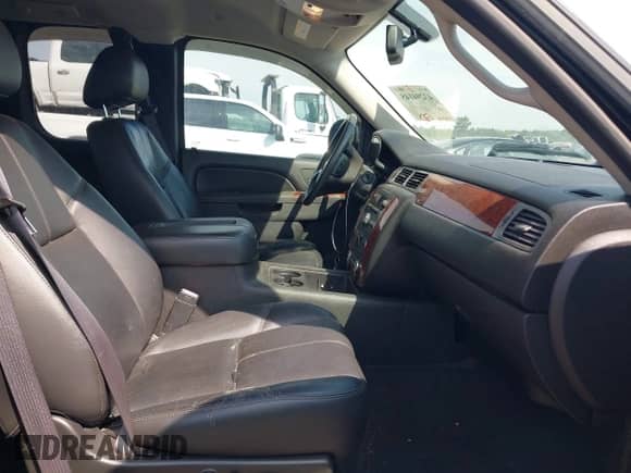 2011 Chevrolet Silverado 1500 LTZ with VIN 1GCRCTE06BZ327185, listed as a IAAI auction lot 43294145 with 90,576 mi miles and . Bid and sale history available at DreamBid. Image 5.