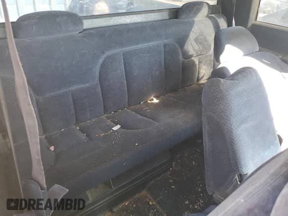 1996 Chevrolet Silverado 1500 with VIN 1GCEC19R0TE110221, listed as a Copart auction lot 80949385 with 566,496 mi miles and Non repairable. Bid and sale history available at DreamBid. Image 10.