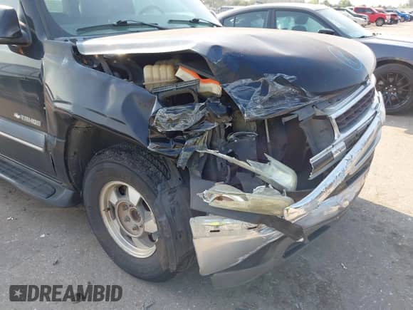 2002 Chevrolet Tahoe LS с VIN 1GNEC13TX2R244933, выставлен на аукционе IAAI как лот 43260499 с пробегом 197 580 миль миль и . История ставок и продаж доступна на DreamBid. Изображение 6.