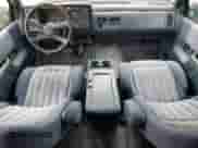 1994 Chevrolet Suburban with VIN 1GNFK16K2RJ443400, listed as a Copart auction lot 81900685 with 200,311 mi miles and Clean title. Bid and sale history available at DreamBid. Image 8.