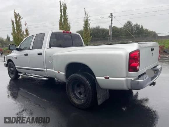 2007 Dodge RAM z VIN 3D7ML48A37G793593, wystawiony jako Copart lot #86438534 z przebiegiem 273 103 mil mil oraz Czysty tytuł • Clean title. Historia ofert i sprzedaży dostępna na DreamBid. Obrazek 3.