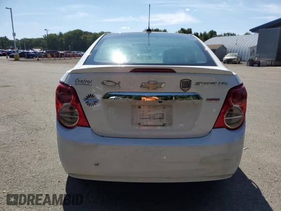 2015 Chevrolet Sonic LTZ with VIN 1G1JE5SBXF4192801, listed as a Copart auction lot 80323745 with 125,611 mi miles and Non repairable. Bid and sale history available at DreamBid. Image 6.
