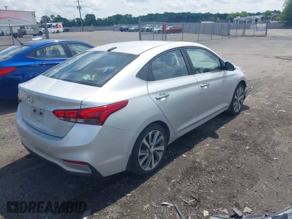 2018 Hyundai Accent Limited с VIN 3KPC34A38JE030697, выставлен на аукционе IAAI как лот 42457629 с пробегом 150 252 миль миль и . История ставок и продаж доступна на DreamBid. Изображение 4.