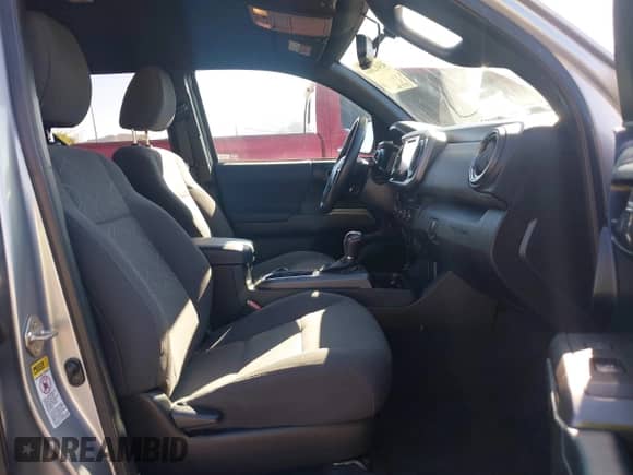 2017 Toyota Tacoma SR5 with VIN 3TMBZ5DNXHM006608, listed as a IAAI auction lot 43412044 with 114,937 mi miles and . Bid and sale history available at DreamBid. Image 5.