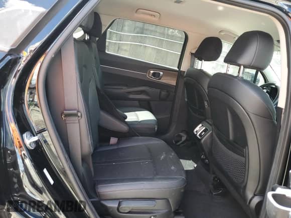 2023 Kia Sorento EX with VIN 5XYRH4LF5PG167644, listed as a Copart auction lot 81583135 with 24,561 mi miles and Salvage title. Bid and sale history available at DreamBid. Image 11.