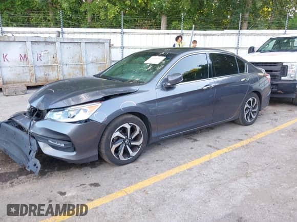 2016 Honda Accord EX-L с VIN 1HGCR3F86GA009695, выставлен на аукционе IAAI как лот 42616917 с пробегом 131 982 миль миль и . История ставок и продаж доступна на DreamBid. Изображение 2.