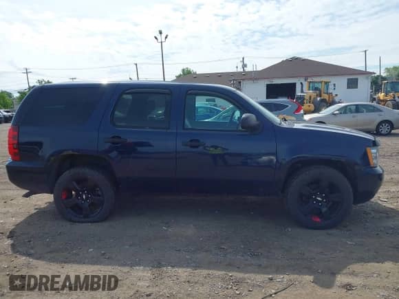 2012 Chevrolet Tahoe Commercial с VIN 1GNLC2E02CR315009, выставлен на аукционе IAAI как лот 42525280 с пробегом 232 254 миль миль и . История ставок и продаж доступна на DreamBid. Изображение 13.