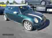 2005 MINI Hardtop S z VIN WMWRE33475TG95026, wystawiony jako IAAI lot #43519597 z przebiegiem Nie podano mil oraz . Historia ofert i sprzedaży dostępna na DreamBid. Obrazek 1.