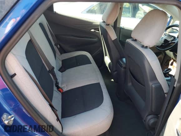 2017 Chevrolet Bolt EV LT z VIN 1G1FW6S09H4129103, wystawiony jako Copart lot #64517113 z przebiegiem Nie podano mil oraz . Historia ofert i sprzedaży dostępna na DreamBid. Obrazek 10.