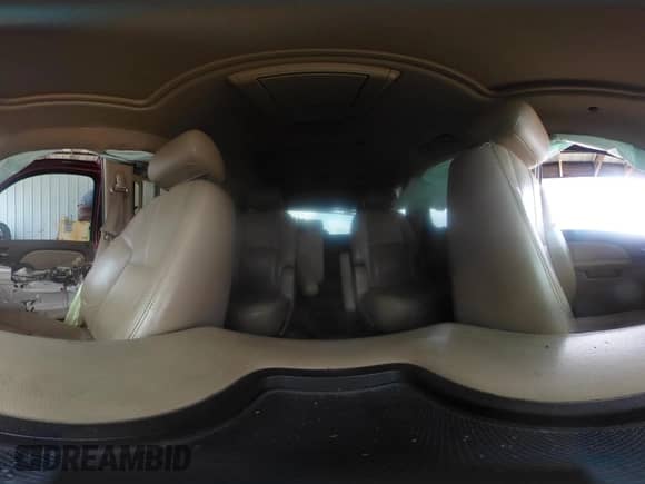 2010 Chevrolet Tahoe LT с VIN 1GNUCBE05AR199161, выставлен на аукционе IAAI как лот 42856835 с пробегом 151 392 миль миль и . История ставок и продаж доступна на DreamBid. Изображение 19.