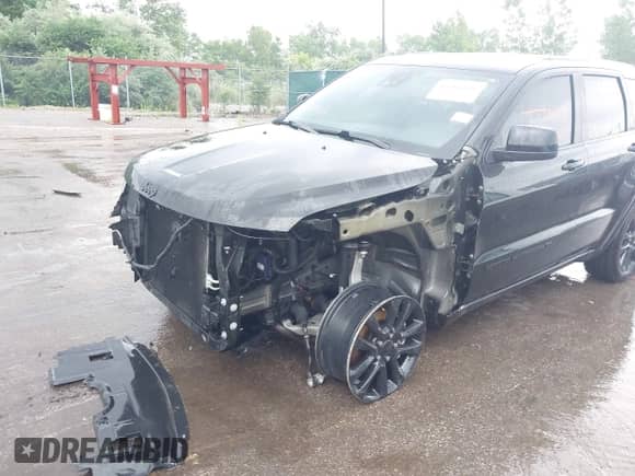 2022 Jeep Grand Cherokee Laredo X с VIN 1C4RJFAG3NC147891, выставлен на аукционе IAAI как лот 42616364 с пробегом 62 042 миль миль и . История ставок и продаж доступна на DreamBid. Изображение 6.