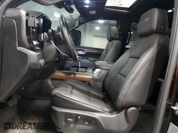 2024 Chevrolet Silverado 3500HD High Country с VIN 2GC4YVEY8R1122399, выставлен на аукционе Copart как лот 69914985 с пробегом 58 929 миль миль и Списание • Salvage title. История ставок и продаж доступна на DreamBid. Изображение 7.