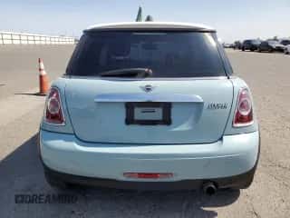 2011 MINI Hardtop with VIN WMWSU3C52BT096248, listed as a Copart auction lot 62008285 with 129,794 mi miles and Salvage title. Bid and sale history available at DreamBid. Image 6.