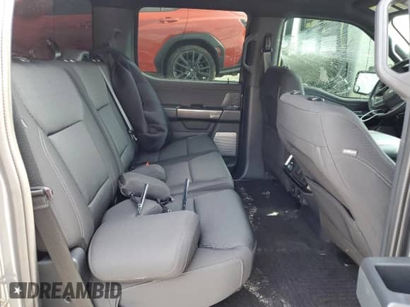 2021 Ford F-150 XL с VIN 1FTEW1EP6MKD64840, выставлен на аукционе Copart как лот 58722995 с пробегом 47 495 миль миль и Списание • Salvage title. История ставок и продаж доступна на DreamBid. Изображение 10.