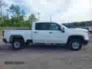 2021 Chevrolet Silverado 2500HD Work Truck z VIN 1GC1YLE76MF105939, wystawiony jako IAAI lot #42603293 z przebiegiem 102 423 mil mil oraz . Historia ofert i sprzedaży dostępna na DreamBid. Obrazek 13.
