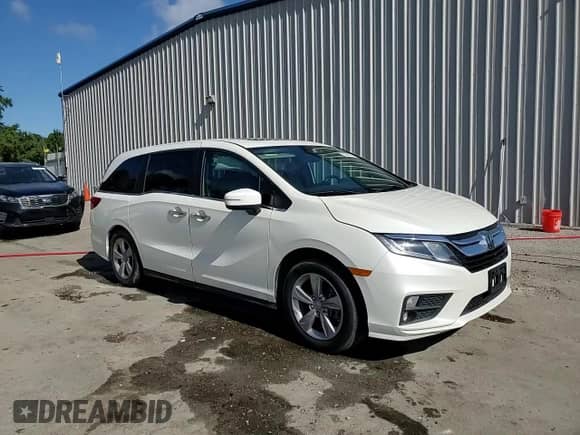 2019 Honda Odyssey EX-L with VIN 5FNRL6H79KB022392, listed as a Copart auction lot 82048715 with 88,206 mi miles and Salvage title. Bid and sale history available at DreamBid. Image 14.