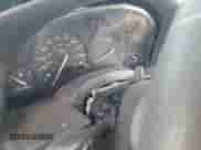 2000 Saturn SC с VIN 1G8ZP1285YZ140090, выставлен на аукционе Copart как лот 61026775 с пробегом Не указан миль и На запчасти • Non repairable. История ставок и продаж доступна на DreamBid. Изображение 9.