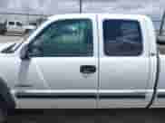 2001 Chevrolet Silverado 2500 с VIN 1GCGK29U51Z320275, выставлен на аукционе IAAI как лот 42702939 с пробегом 239 896 миль миль и . История ставок и продаж доступна на DreamBid. Изображение 15.