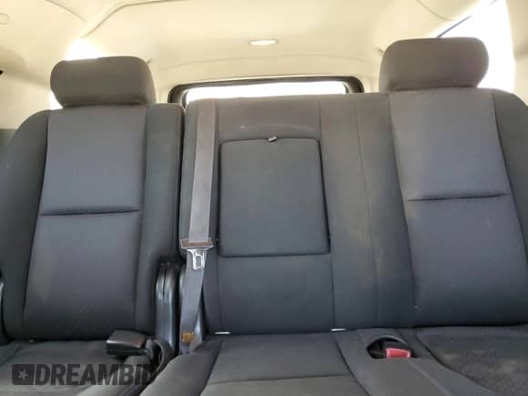 2010 Chevrolet Suburban LS с VIN 1GNUCHE02AR239103, выставлен на аукционе Copart как лот 86162425 с пробегом 188 156 миль миль и Чистый • Clean title. История ставок и продаж доступна на DreamBid. Изображение 10.