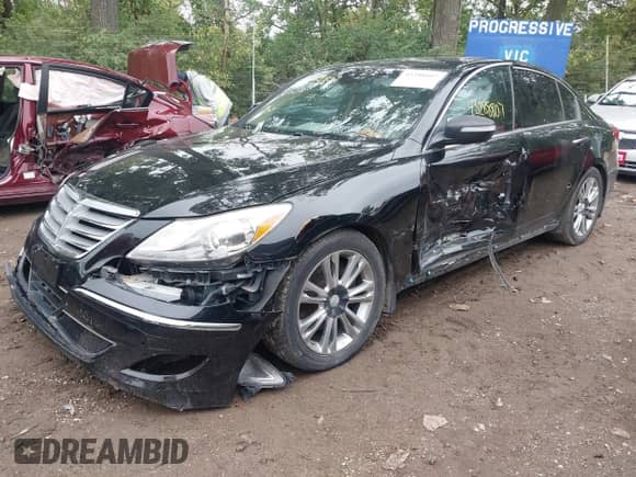2012 Hyundai Genesis 3.8L с VIN KMHGC4DD9CU202970, выставлен на аукционе IAAI как лот 43288807 с пробегом 146 809 миль миль и . История ставок и продаж доступна на DreamBid. Изображение 17.