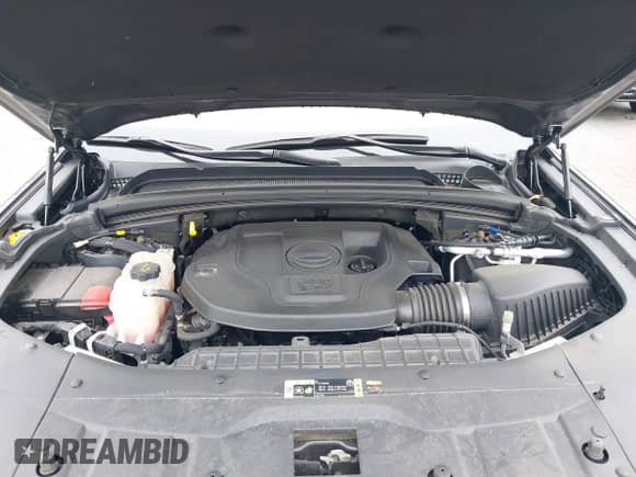 2023 Jeep Grand Cherokee Overland z VIN 1C4RJHDGXP8883305, wystawiony jako IAAI lot #42579196 z przebiegiem 20 189 mil mil oraz . Historia ofert i sprzedaży dostępna na DreamBid. Obrazek 10.