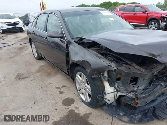 2008 Chevrolet Impala LT with VIN 2G1WC583081331585, listed as a IAAI auction lot 42345936 with Not provided miles and . Bid and sale history available at DreamBid. Image 19.