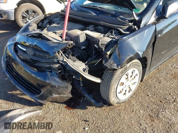 2016 Hyundai Accent SE with VIN KMHCT4AE2GU017600, listed as a IAAI auction lot 43487314 with 69,564 mi miles and . Bid and sale history available at DreamBid. Image 6.