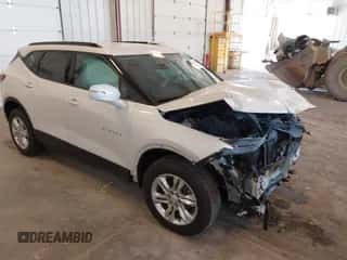 2020 Chevrolet Blazer LT z VIN 3GNKBCRS1LS629988, wystawiony jako IAAI lot #43372811 z przebiegiem 53 557 mil mil oraz . Historia ofert i sprzedaży dostępna na DreamBid. Obrazek 1.